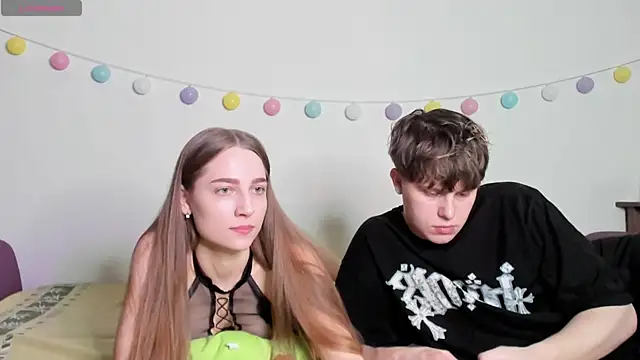 Emily and Ilumi online show from 01-30-25, 05:06