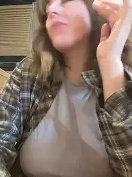 MommmyYummy online show from 02-10-25, 01:11