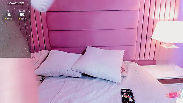 Snapshot of andrea_alvarz chatting on 12-27-24, 08:13 andrea alvarz online show from 12-27-24, 08:13