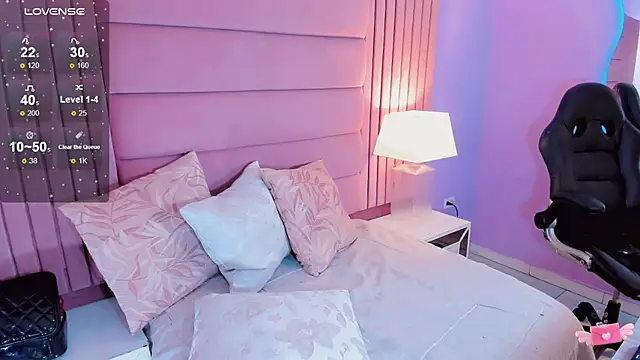 Snapshot of andrea_alvarz chatting on 03-03-25, 04:47 andrea alvarz online show from 03-03-25, 04:47