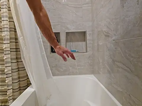 bigdeal698 online show from 10-19-25, 07:53