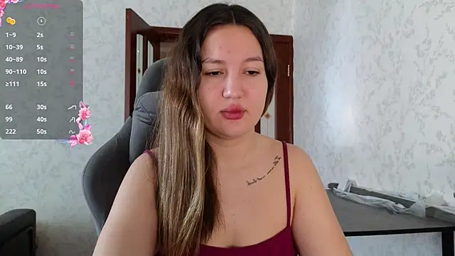Snapshot of Nelly_Fischer chatting on 06-07-26, 01:26 Nelly Fischer online show from 06-07-26, 01:26