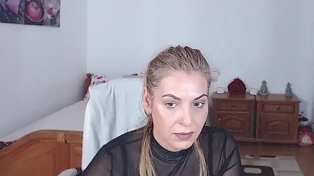 evamaria2024 online show from 01-10-25, 07:57