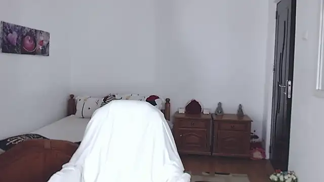 evamaria2024 online show from 02-12-25, 07:34