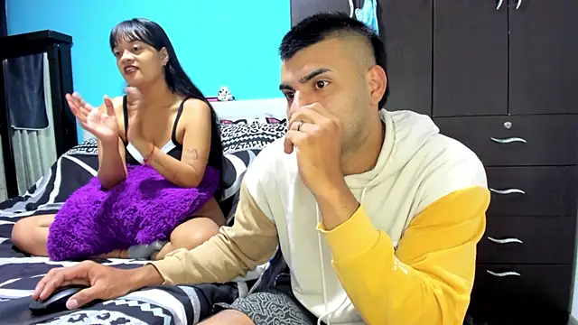 2ScarletandRyan8 online show from 10-22-25, 10:04