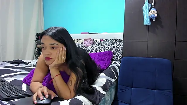 2ScarletandRyan8 online show from 03-17-26, 09:56