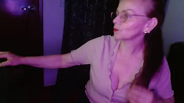 Snapshot of asleycavta chatting on 04-23-26, 11:29 asleycavta online show from 04-23-26, 11:29