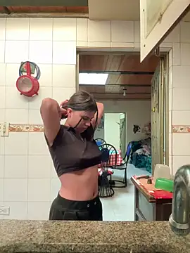 katery wok11 online show from 04-19-26, 06:32