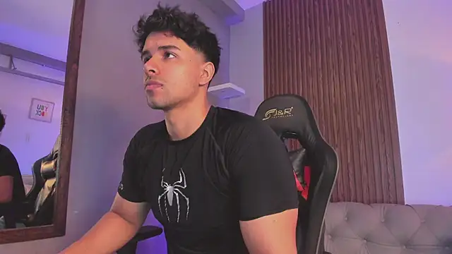 Snapshot of liam_collins21 chatting on 01-08-26, 11:56 liam collins21 online show from 01-08-26, 11:56