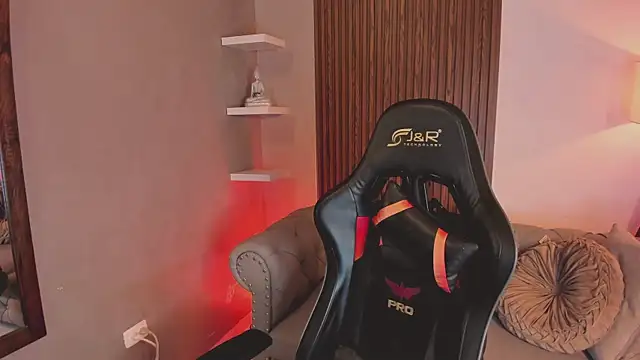 Snapshot of liam_collins21 chatting on 01-10-26, 11:45 liam collins21 online show from 01-10-26, 11:45