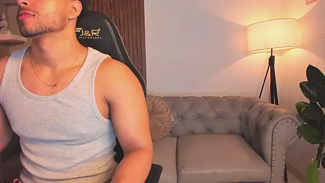 Snapshot of liam_collins21 chatting on 02-19-26, 12:01 liam collins21 online show from 02-19-26, 12:01