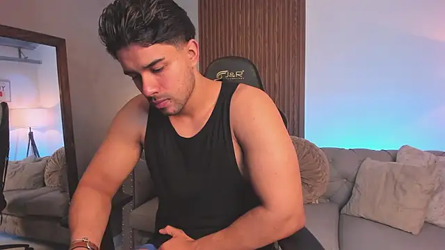 Snapshot of liam_collins21 chatting on 02-22-26, 11:42 liam collins21 online show from 02-22-26, 11:42