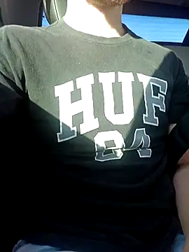 Snapshot of Brutao_ chatting on 09-10-25, 10:37 Brutao online show from 09-10-25, 10:37