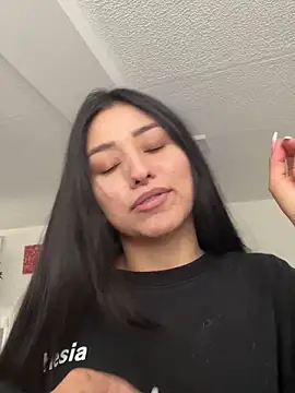 Snapshot of ananya_sex1 chatting on 02-25-25, 03:38 ananya sex1 online show from 02-25-25, 03:38