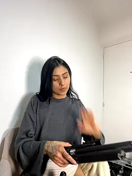 Snapshot of ananya_sex1 chatting on 11-21-25, 05:17 ananya sex1 online show from 11-21-25, 05:17