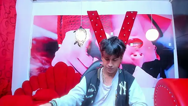 alex 477 online show from 09-29-25, 11:37