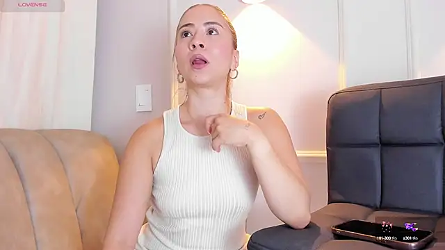 Snapshot of Lia_walton chatting on 12-25-24, 05:58 Lia walton online show from 12-25-24, 05:58