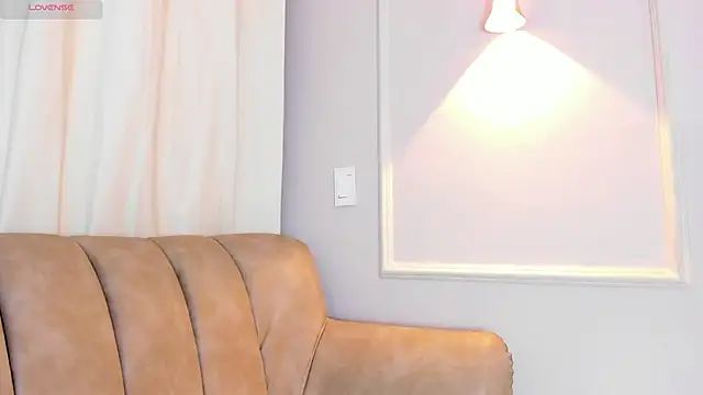 Snapshot of Lia_walton chatting on 12-26-24, 12:05 Lia walton online show from 12-26-24, 12:05