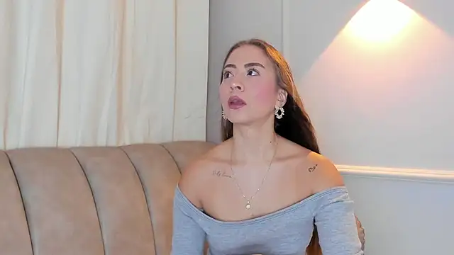 Snapshot of Lia_walton chatting on 02-12-25, 11:51 Lia walton online show from 02-12-25, 11:51