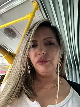  Abril-Office1 online show from 12-19-24, 03:30