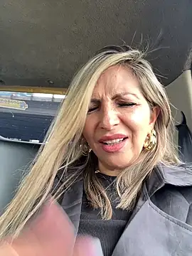  Abril-Office1 online show from 02-03-25, 04:31