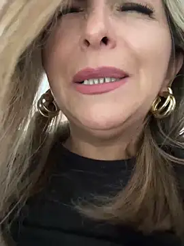  Abril-Office1 online show from 02-03-25, 07:42