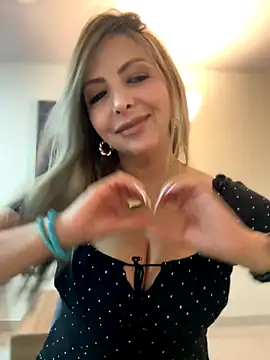  Abril-Office1 online show from 11-10-25, 01:10