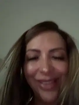  Abril-Office1 online show from 04-09-26, 04:45