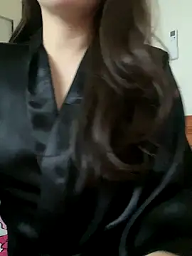 Ruby bear online show from 10-23-25, 02:55