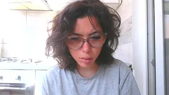 LovelyJulliette online show from 10-20-25, 11:21