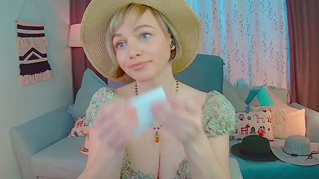 NandiSmile online show from 02-19-25, 02:34