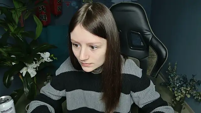 Snapshot of VeliraBraitberg chatting on 02-08-25, 05:08 VeliraBraitberg online show from 02-08-25, 05:08