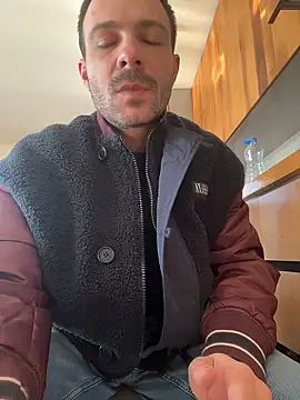 Adventurehotman online show from 01-14-26, 12:44