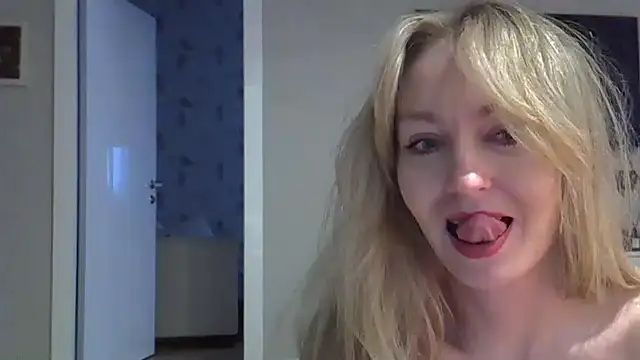 ZarinaSwift online show from 02-19-25, 05:16