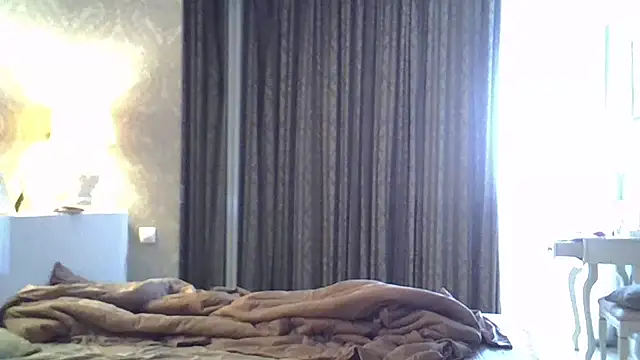 ZarinaSwift online show from 10-05-25, 04:11