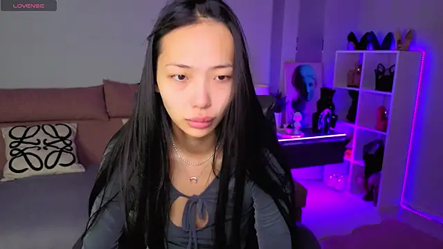 Snapshot of _MIURA_ chatting on 11-05-25, 01:05 MIURA online show from 11-05-25, 01:05