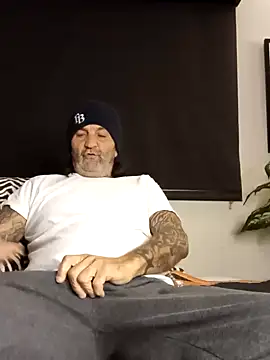 Snapshot of Hotbodyscottie chatting on 12-02-24, 09:35 Hotbodyscottie online show from 12-02-24, 09:35