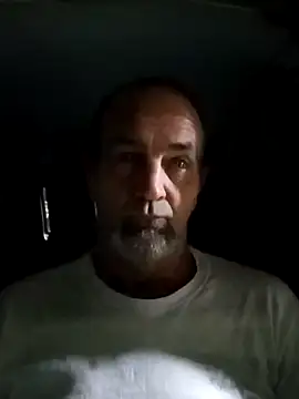 Snapshot of Hotbodyscottie chatting on 12-20-24, 10:38 Hotbodyscottie online show from 12-20-24, 10:38