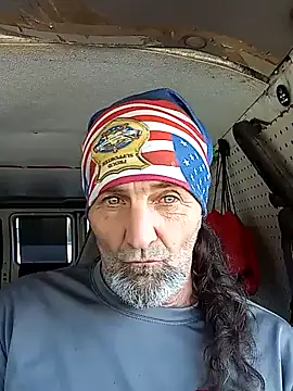 Snapshot of Hotbodyscottie chatting on 12-23-24, 02:39 Hotbodyscottie online show from 12-23-24, 02:39