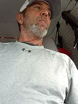 Snapshot of Hotbodyscottie chatting on 02-18-25, 06:04 Hotbodyscottie online show from 02-18-25, 06:04