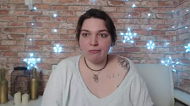 Snapshot of Amelia_Kiss_ chatting on 01-31-25, 03:41 Amelia Kiss online show from 01-31-25, 03:41