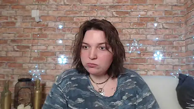 Snapshot of Amelia_Kiss_ chatting on 02-10-25, 03:57 Amelia Kiss online show from 02-10-25, 03:57