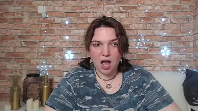 Snapshot of Amelia_Kiss_ chatting on 02-10-25, 07:04 Amelia Kiss online show from 02-10-25, 07:04