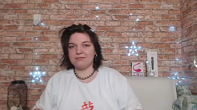 Snapshot of Amelia_Kiss_ chatting on 09-18-25, 12:34 Amelia Kiss online show from 09-18-25, 12:34