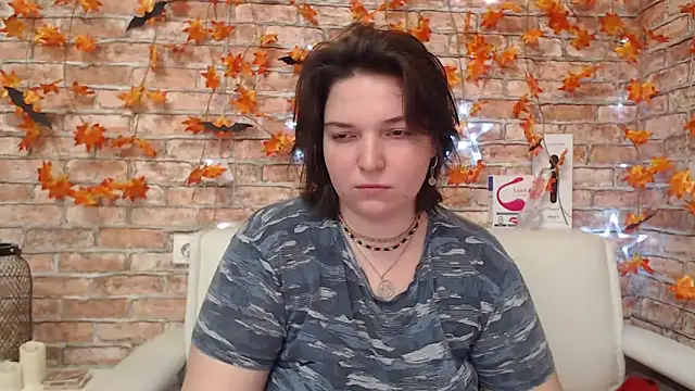 Snapshot of Amelia_Kiss_ chatting on 10-31-25, 12:33 Amelia Kiss online show from 10-31-25, 12:33