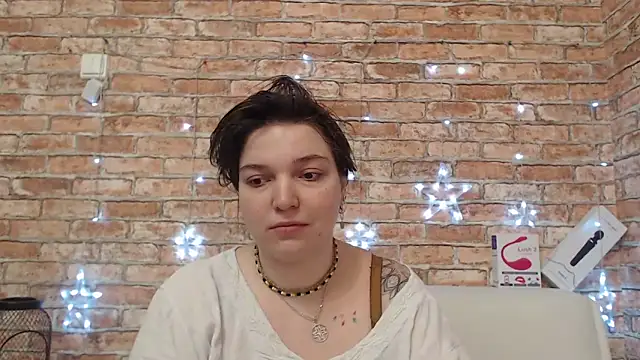 Amelia Kiss  online show from 01-15-26, 12:37