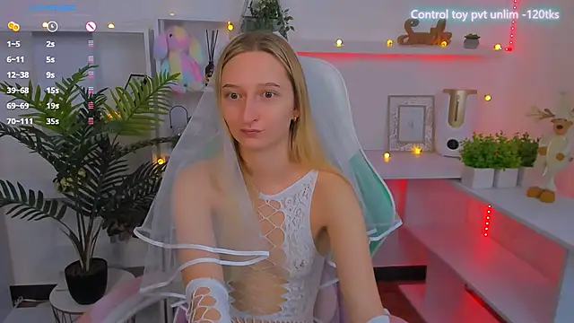  Ri na  online show from 01-22-25, 09:35