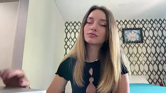 SirenaBelle online show from 02-08-25, 04:25