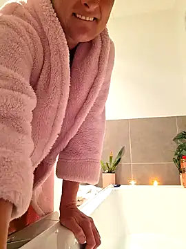 Pussy69Kat online show from 09-19-25, 11:33