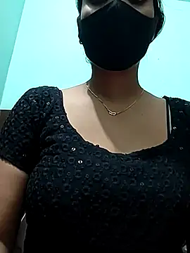 Snapshot of Kavita_ji chatting on 12-16-24, 04:45 Kavita ji online show from 12-16-24, 04:45